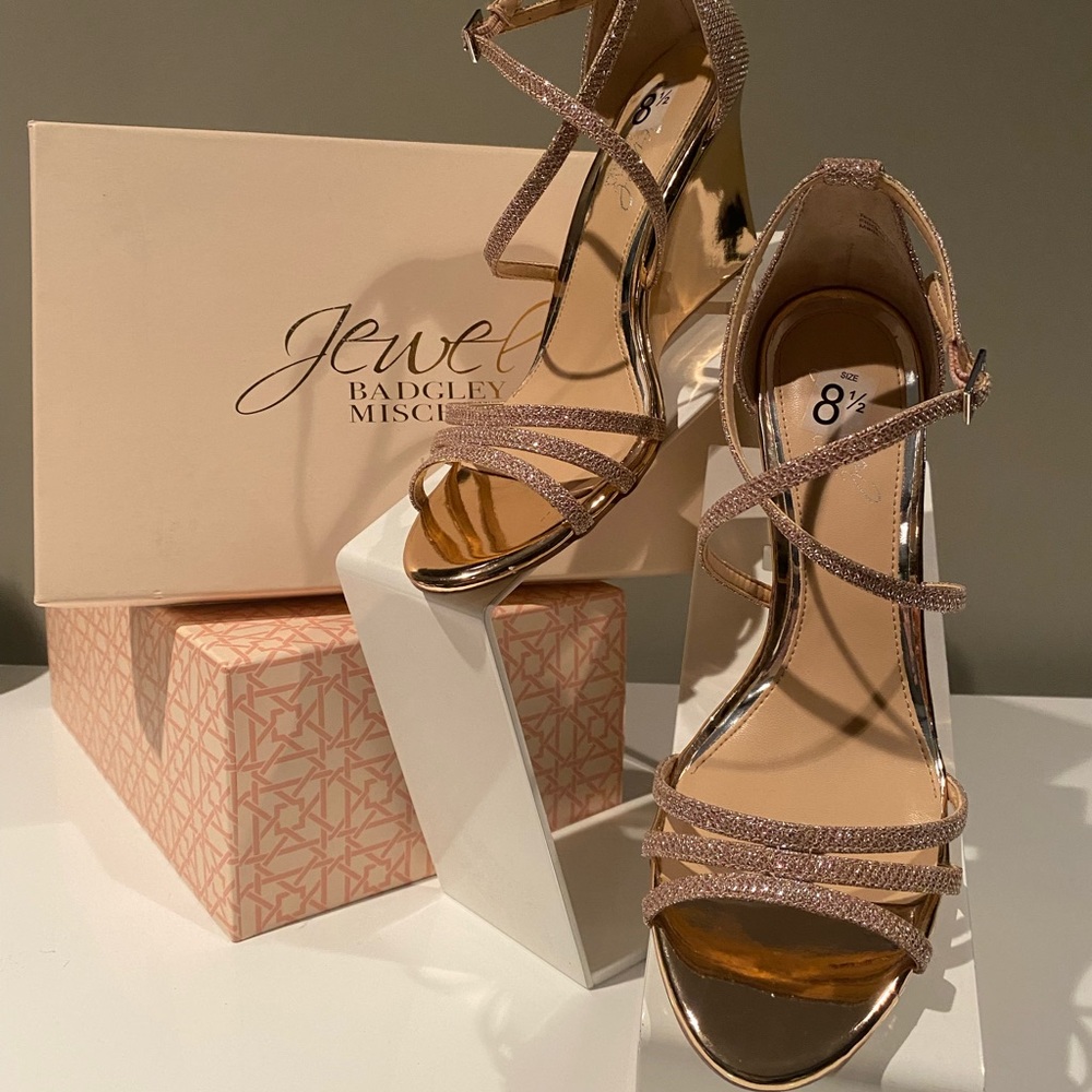 BADGLEY MISCHKA JEWEL high heels in rose gold!